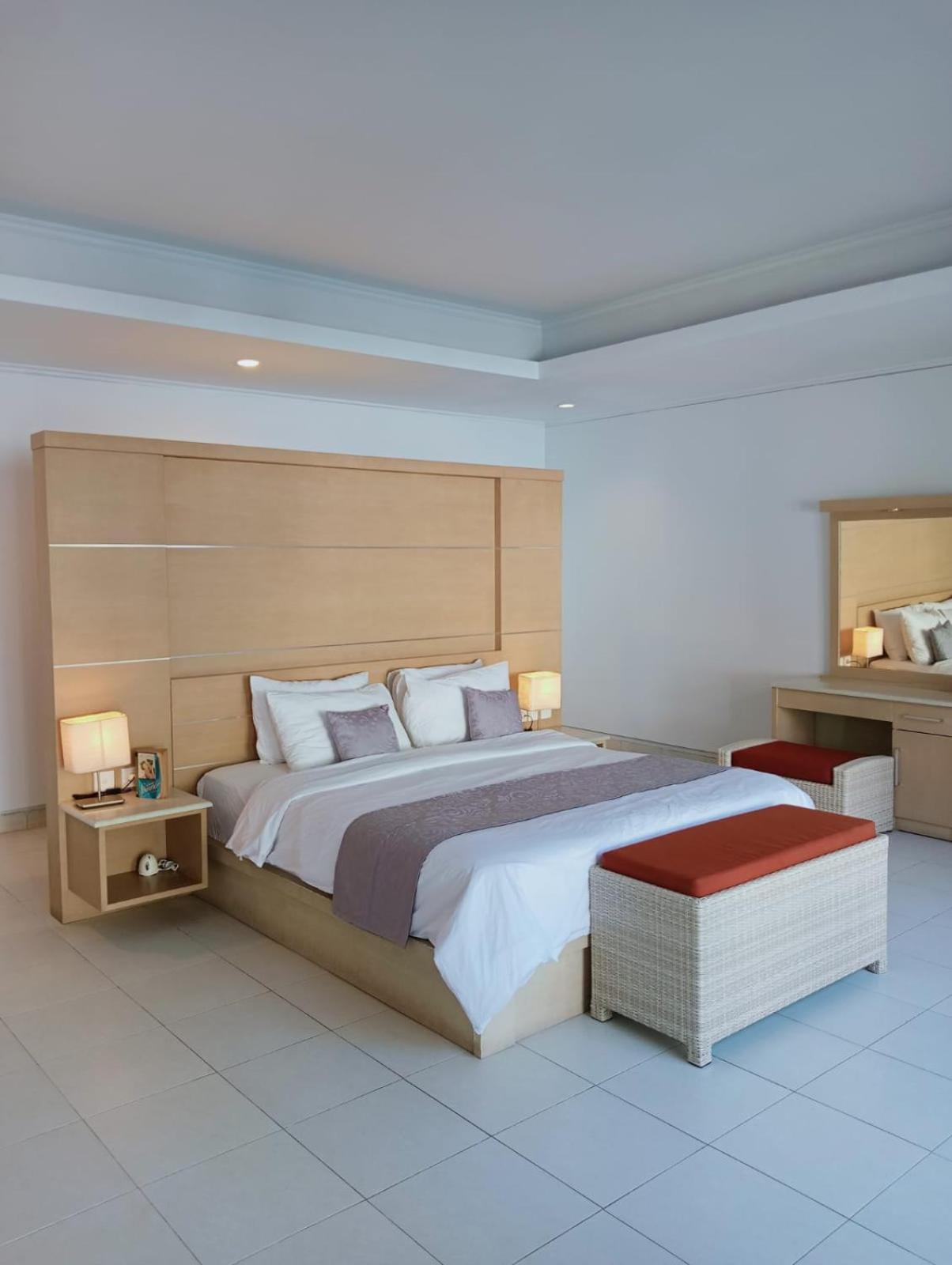 Glisten Up Villa Beach Side Sanur! Zewnętrze zdjęcie