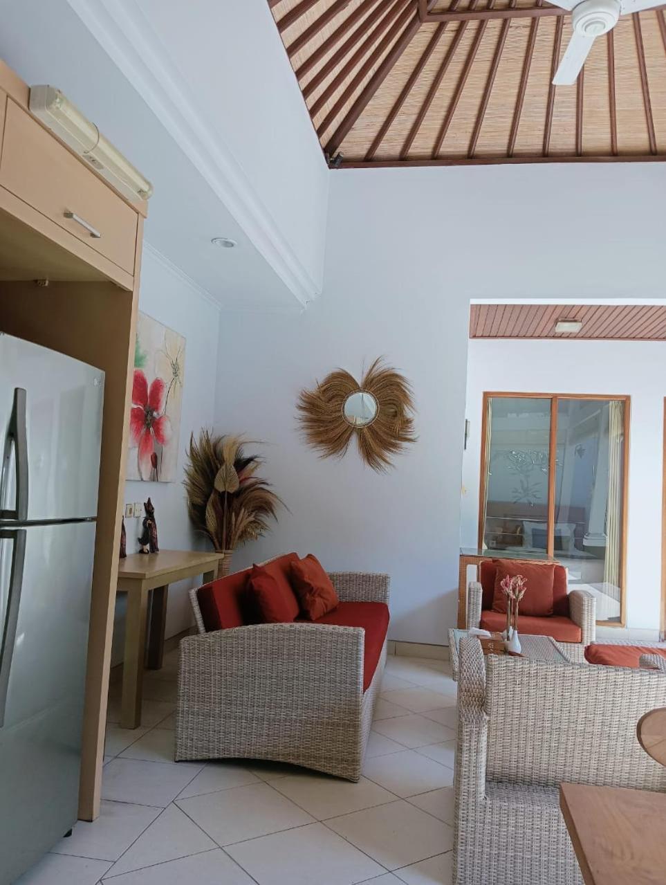 Glisten Up Villa Beach Side Sanur! Zewnętrze zdjęcie